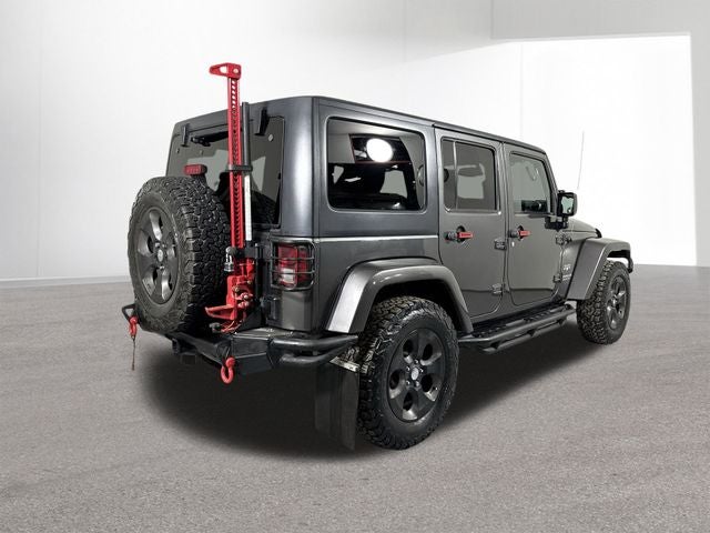 2016 Jeep Wrangler Unlimited Sahara