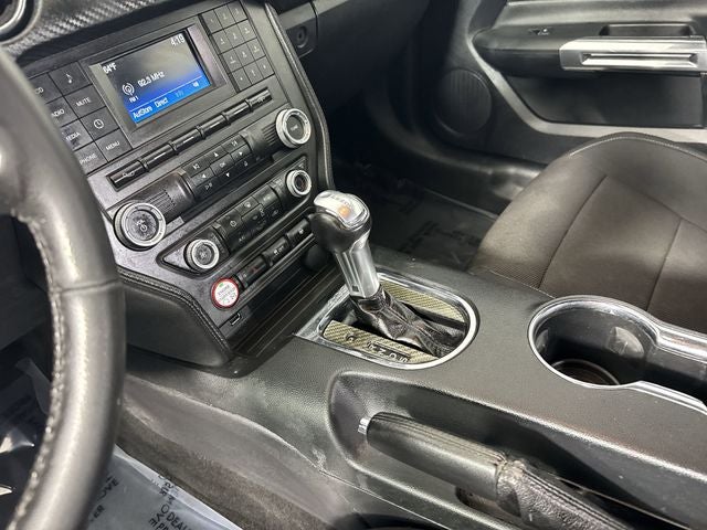 2015 Ford Mustang V6