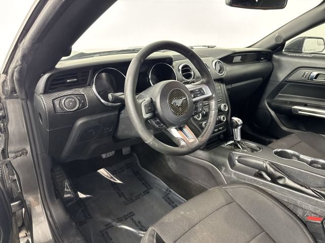 2015 Ford Mustang V6