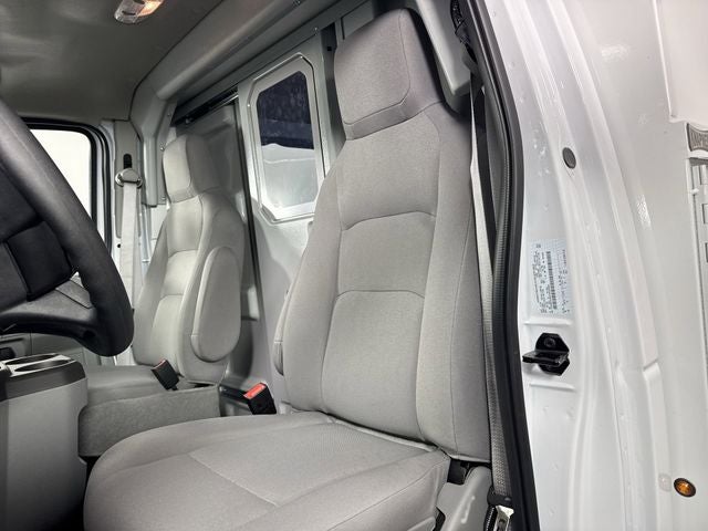 2026 Ford E-350SD Base Cutaway