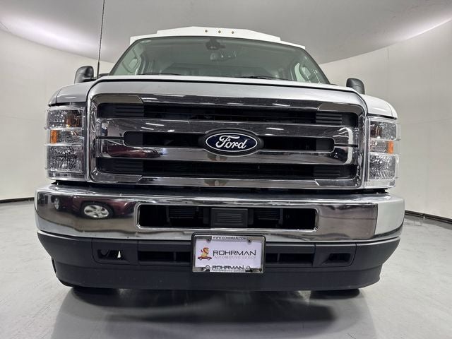 2026 Ford E-350SD Base Cutaway