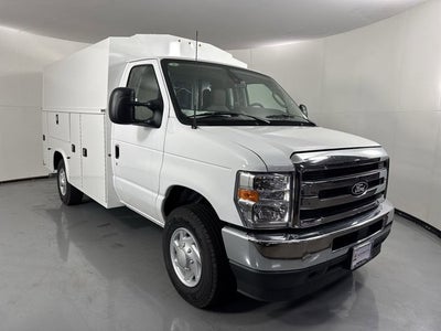 2026 Ford E-350SD Base Cutaway