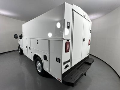 2026 Ford E-350SD Base Cutaway