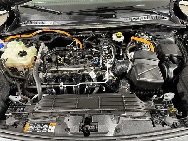 2020 Ford Escape Titanium Hybrid