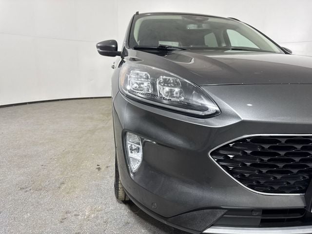 2020 Ford Escape Titanium Hybrid