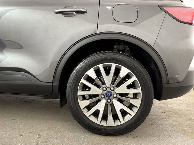 2020 Ford Escape Titanium Hybrid