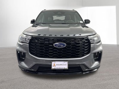 2025 Ford Explorer ST-Line