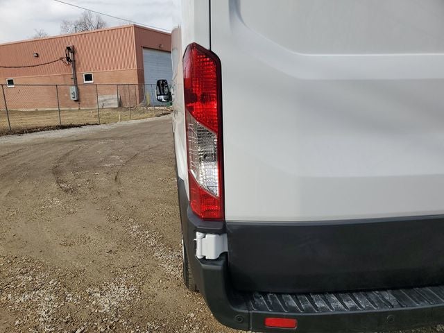 2022 Ford E-Transit-350 Base