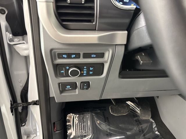 2022 Ford F-150 Lightning XLT