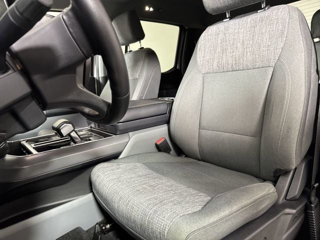 2022 Ford F-150 Lightning XLT