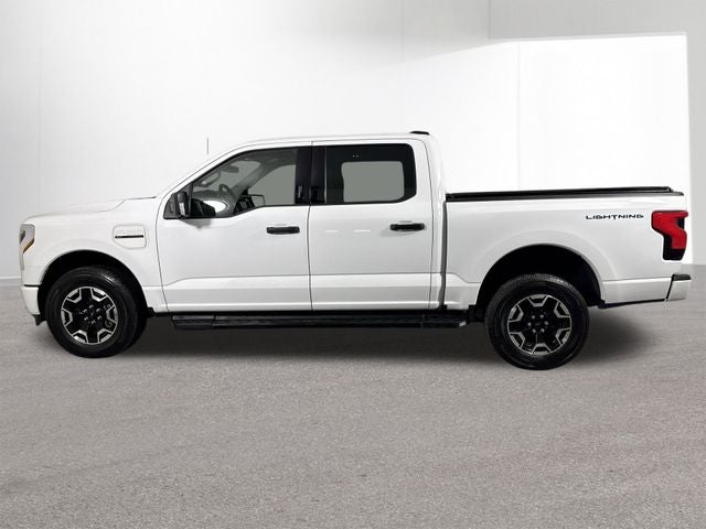 2022 Ford F-150 Lightning XLT