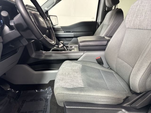 2022 Ford F-150 Lightning XLT