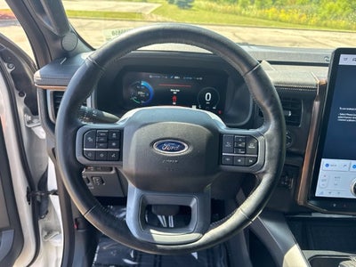 2023 Ford F-150 Lightning Lariat
