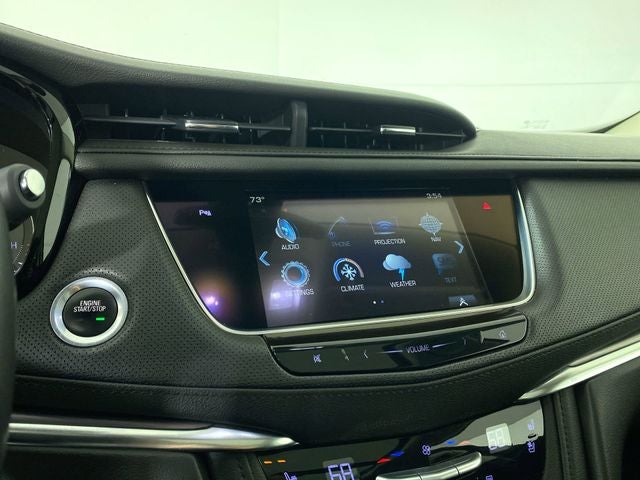 2018 Cadillac XT5 Premium Luxury