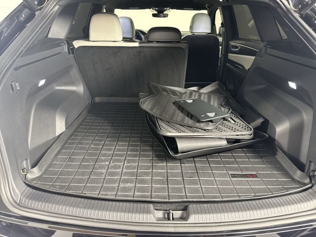 2024 Volkswagen Atlas Cross Sport 2.0T SEL Premium R-Line