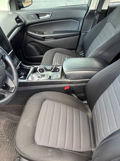2020 Ford Edge SE