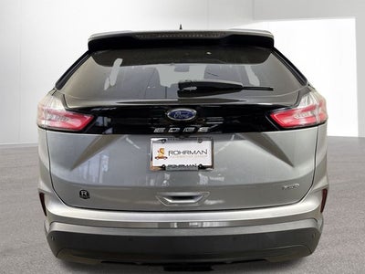 2022 Ford Edge SE