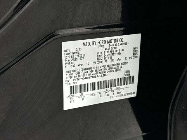 2024 Ford Edge Titanium