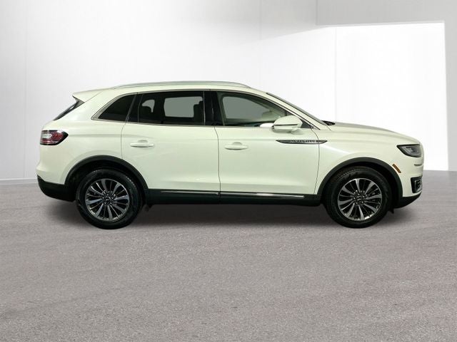 2020 Lincoln Nautilus Standard