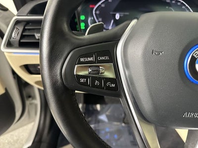 2022 BMW 3 Series 330e iPerformance