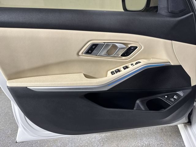 2022 BMW 3 Series 330e iPerformance