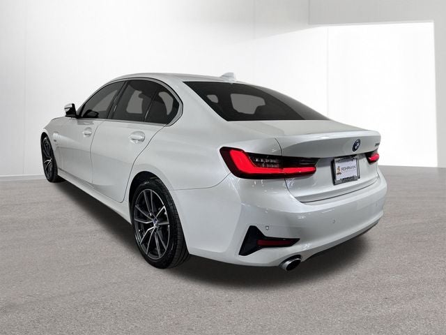2022 BMW 3 Series 330e iPerformance