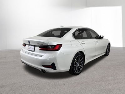 2022 BMW 3 Series 330e iPerformance