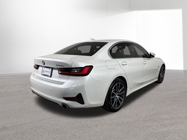 2022 BMW 3 Series 330e iPerformance