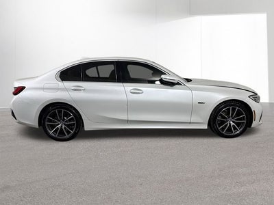 2022 BMW 3 Series 330e iPerformance