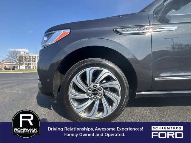 2023 Lincoln Navigator L Reserve