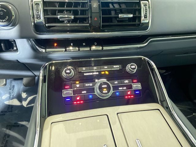 2021 Lincoln Navigator L L Black Label