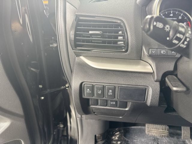 2024 Mitsubishi Eclipse Cross SE