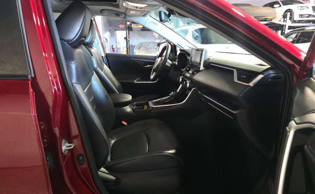 2020 Toyota RAV4 Limited
