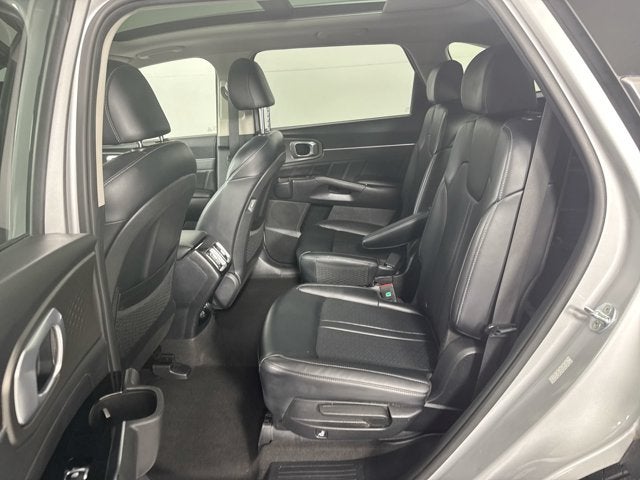2022 Kia Sorento Plug-In Hybrid SX