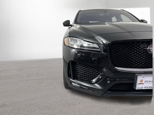 2019 Jaguar F-PACE S