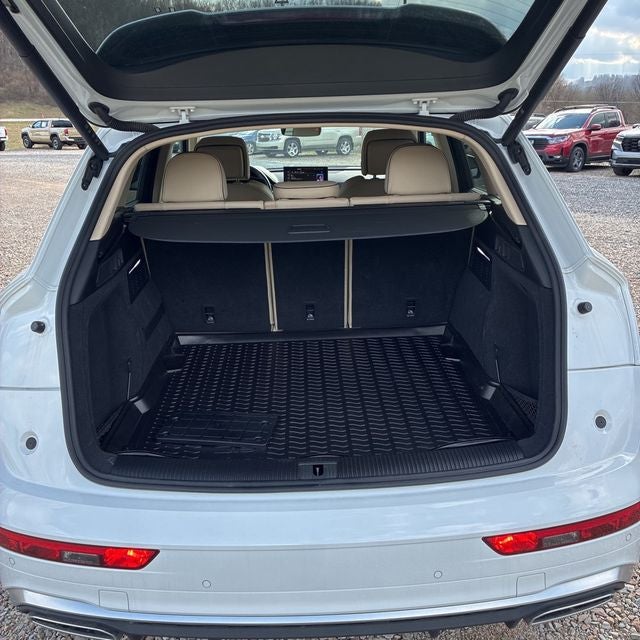 2023 Audi Q5 45 S line Premium quattro