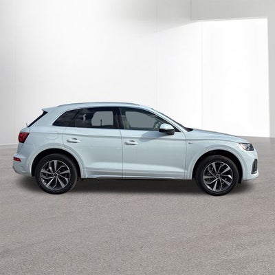 2023 Audi Q5 45 S line Premium quattro