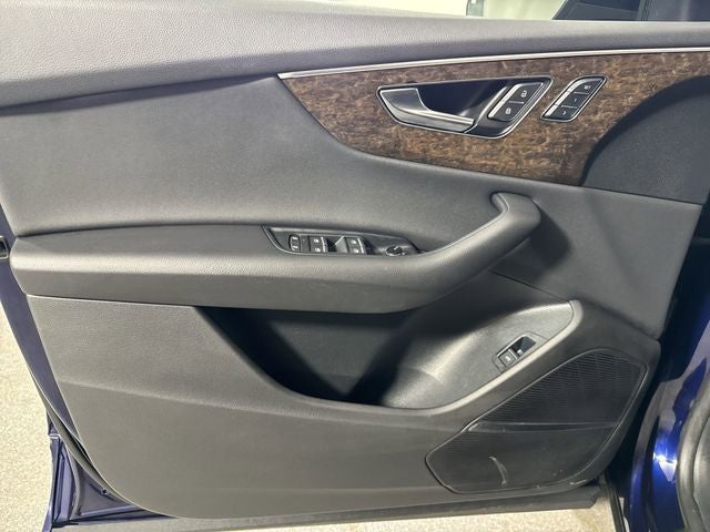 2021 Audi Q8 55 Premium Plus quattro