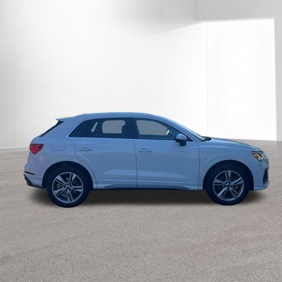 2020 Audi Q3 Prestige S line quattro