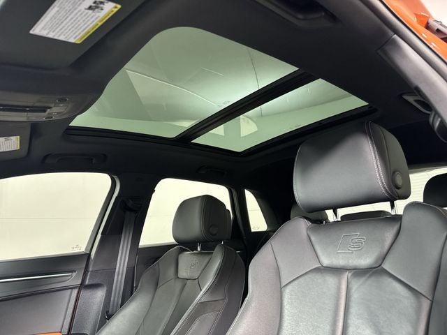 2020 Audi Q3 Prestige S line quattro