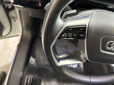 2019 Audi e-tron Prestige quattro
