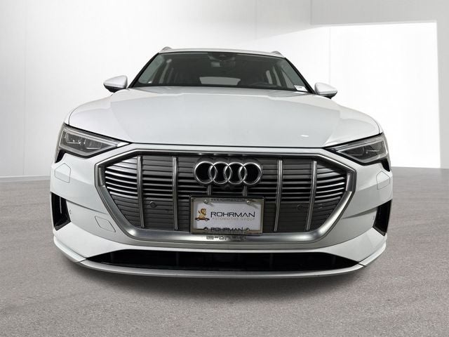 2019 Audi e-tron Prestige quattro