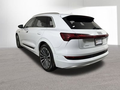 2019 Audi e-tron Prestige quattro