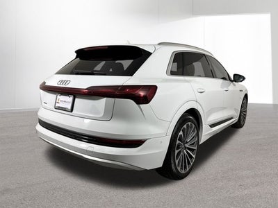 2019 Audi e-tron Prestige quattro