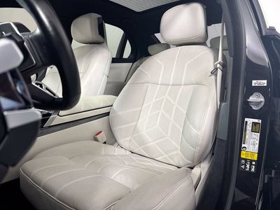 2024 BMW 7 Series 760i xDrive Premium Package M Aero
