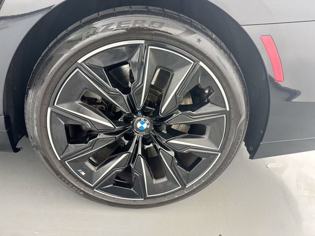 2024 BMW 7 Series 760i xDrive Premium Package M Aero