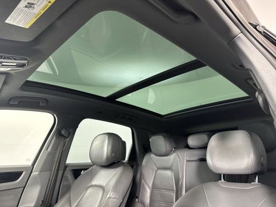 2019 Porsche Cayenne Base