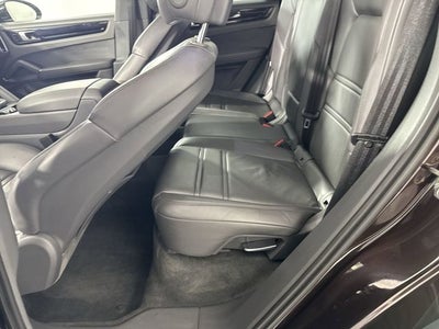 2019 Porsche Cayenne Base