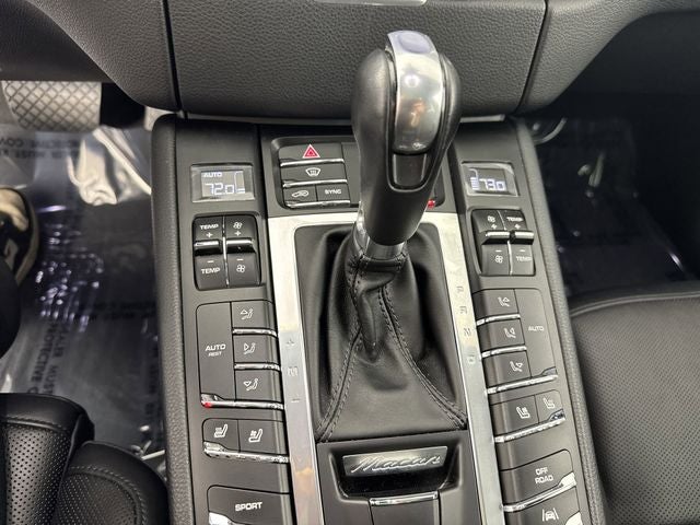 2017 Porsche Macan S