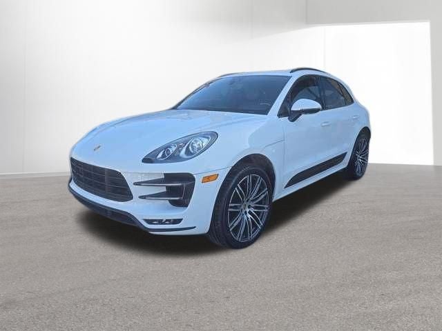2015 Porsche Macan Turbo